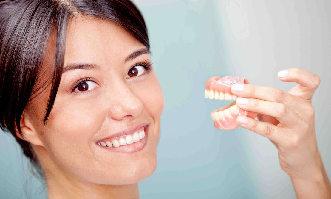 photo of a girl with a denture in Cherkassy Bagita dental clinic